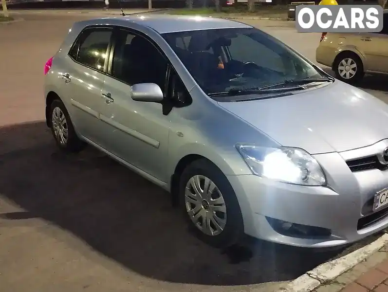 Хэтчбек Toyota Auris 2008 1.6 л. Робот обл. Черкасская, Черкассы - Фото 1/7