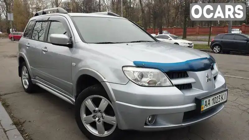 Позашляховик / Кросовер Mitsubishi Outlander 2008 2 л. Ручна / Механіка обл. Київська, Київ - Фото 1/21