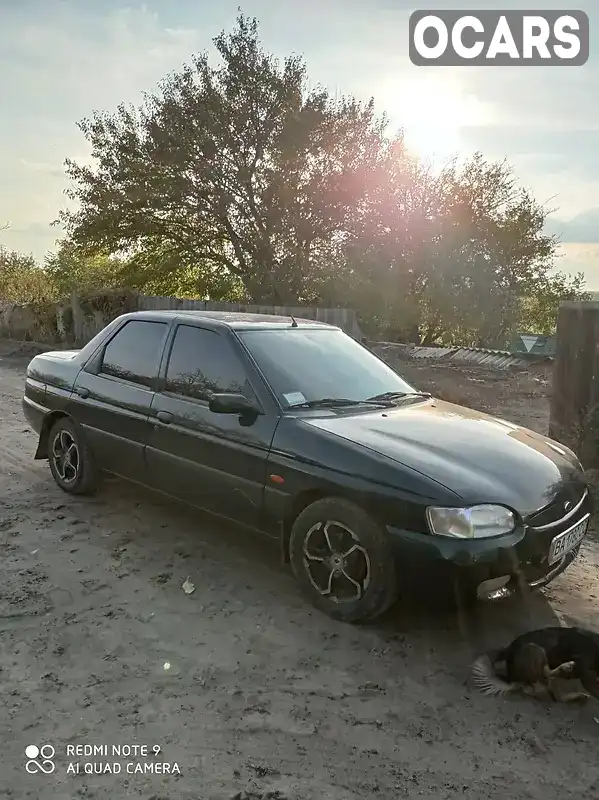 Седан Ford Escort 1997 1.8 л. Ручная / Механика обл. Кировоградская, Александрия - Фото 1/9