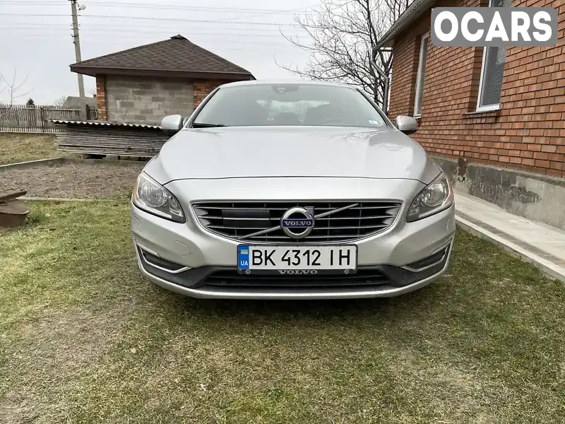 Седан Volvo S60 2014 2 л. Автомат обл. Ровенская, Березно - Фото 1/20