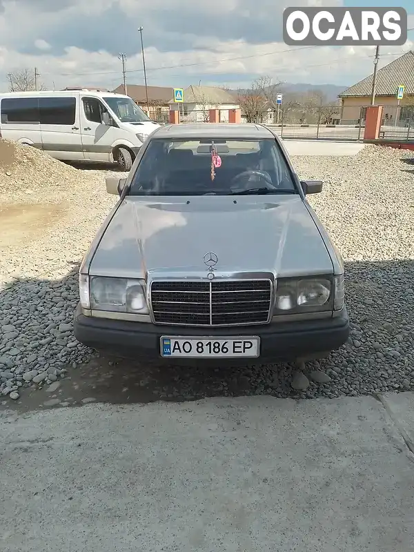 Седан Mercedes-Benz E-Class 1987 2 л. обл. Закарпатская, Иршава - Фото 1/6