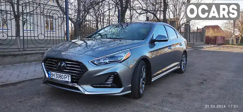 Седан Hyundai Sonata 2018 2 л. Автомат обл. Одеська, Роздільна - Фото 1/21