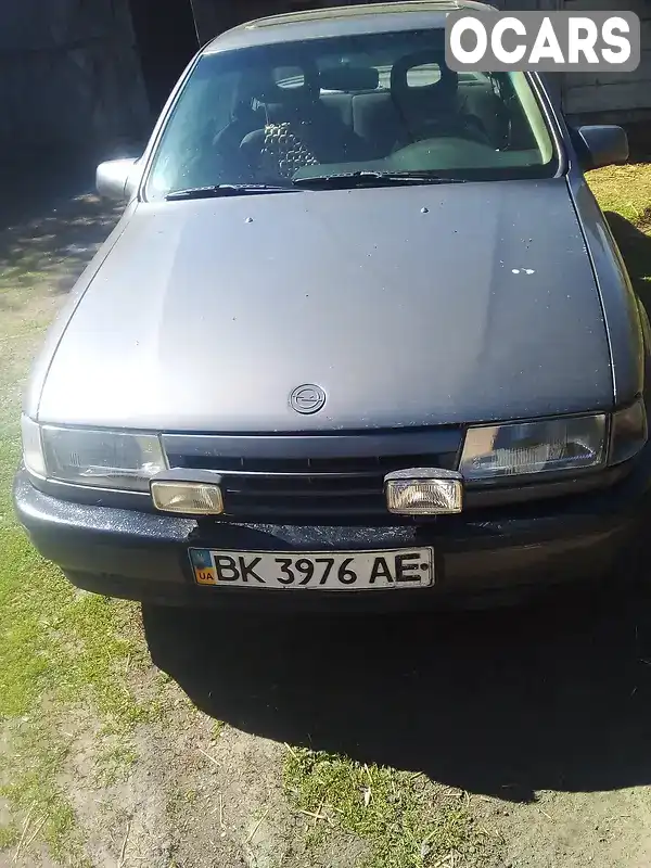 Седан Opel Vectra 1991 1.6 л. Ручна / Механіка обл. Рівненська, Корець - Фото 1/4