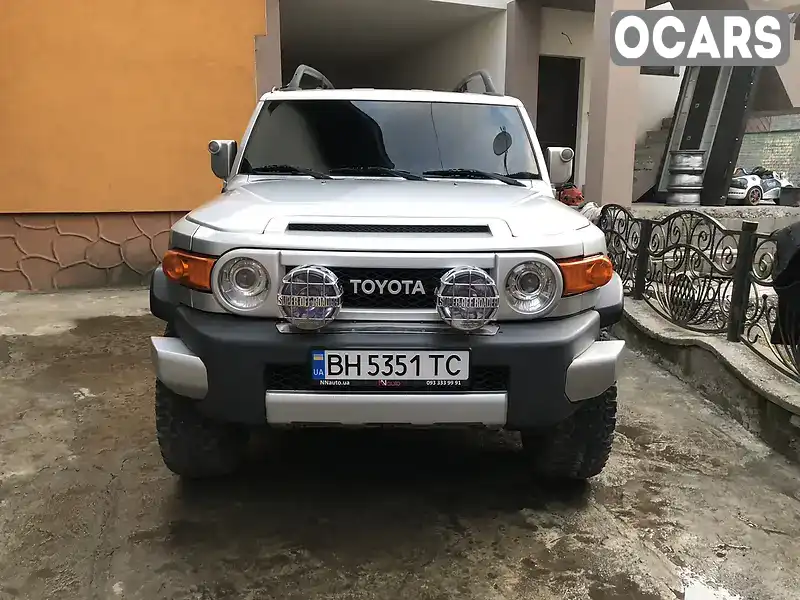 Внедорожник / Кроссовер Toyota FJ Cruiser 2008 4 л. Автомат обл. Закарпатская, Рахов - Фото 1/8