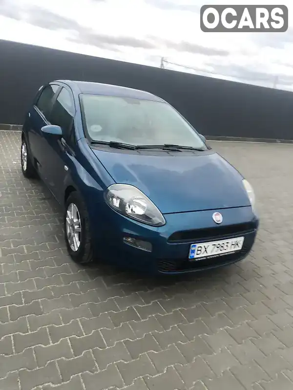 Хэтчбек Fiat Punto 2011 1.3 л. Ручная / Механика обл. Хмельницкая, Летичев - Фото 1/21