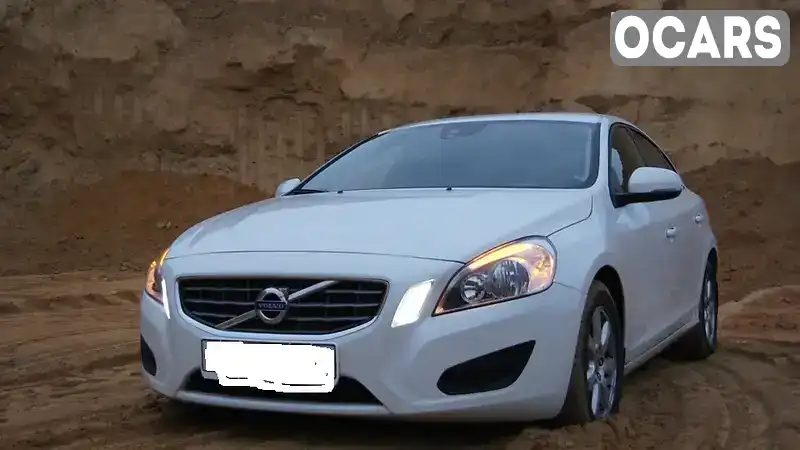 Седан Volvo S60 2012 2.5 л. Автомат обл. Киевская, Киев - Фото 1/4