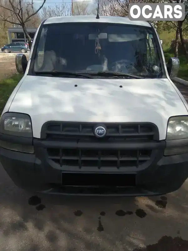 Минивэн Fiat Doblo 2004 1.3 л. Ручная / Механика обл. Львовская, Трускавец - Фото 1/17