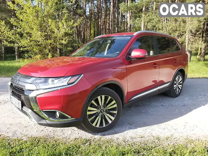 Позашляховик / Кросовер Mitsubishi Outlander 2018 2.4 л. Варіатор обл. Київська, Київ - Фото 1/14