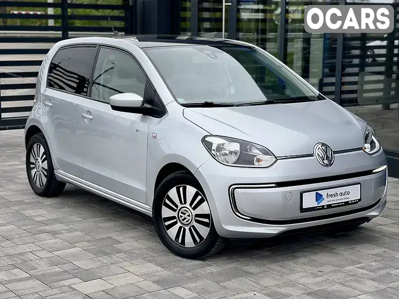 Хэтчбек Volkswagen Up 2014 null_content л. Автомат обл. Киевская, Киев - Фото 1/21