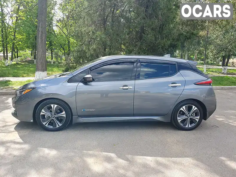 Хэтчбек Nissan Leaf 2019 null_content л. Автомат обл. Одесская, Одесса - Фото 1/9