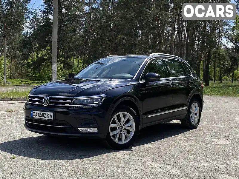 Внедорожник / Кроссовер Volkswagen Tiguan 2017 2 л. Автомат обл. Черкасская, Звенигородка - Фото 1/21