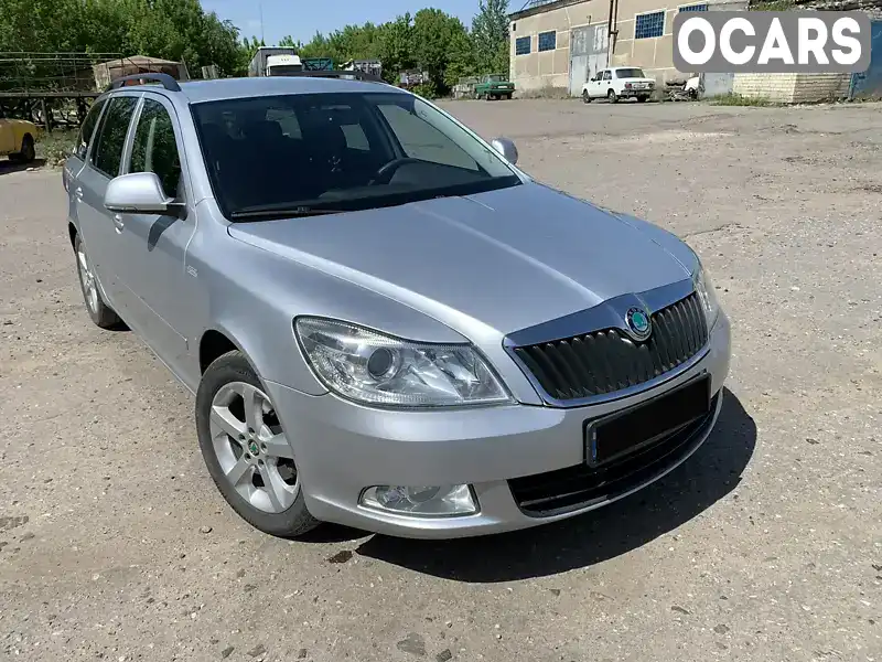 Универсал Skoda Octavia 2012 1.6 л. Ручная / Механика обл. Сумская, Глухов - Фото 1/12