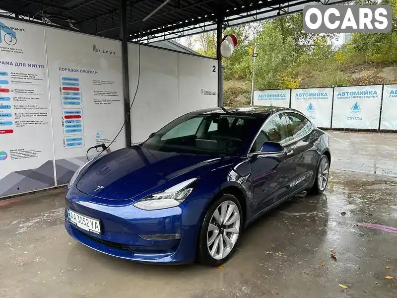 Седан Tesla Model 3 2018 null_content л. Автомат обл. Київська, Київ - Фото 1/16