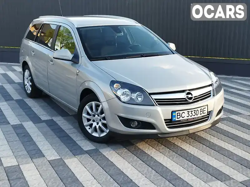 Универсал Opel Astra 2010 1.4 л. Ручная / Механика обл. Львовская, Львов - Фото 1/21