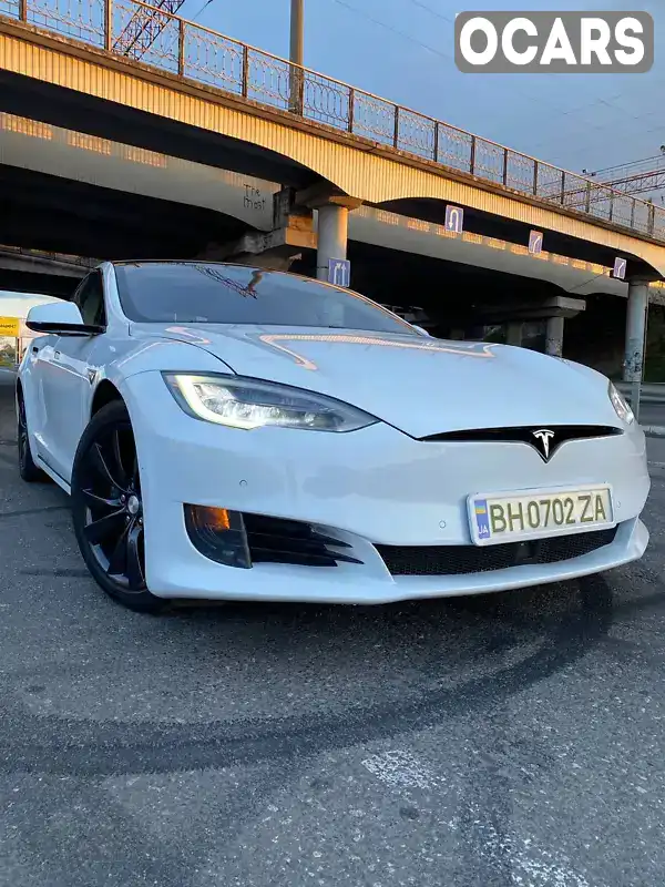 Лифтбек Tesla Model S 2015 null_content л. обл. Одесская, Одесса - Фото 1/21