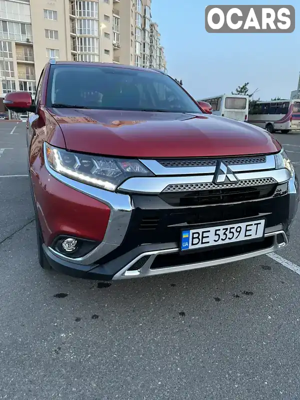 Внедорожник / Кроссовер Mitsubishi Outlander 2018 2.4 л. Автомат обл. Николаевская, Николаев - Фото 1/21