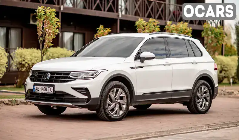 Внедорожник / Кроссовер Volkswagen Tiguan 2021 2 л. Автомат обл. Днепропетровская, Днепр (Днепропетровск) - Фото 1/21