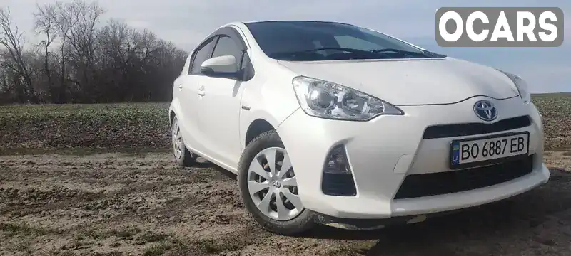 Хэтчбек Toyota Aqua 2012 1.5 л. Автомат обл. Тернопольская, Тернополь - Фото 1/21