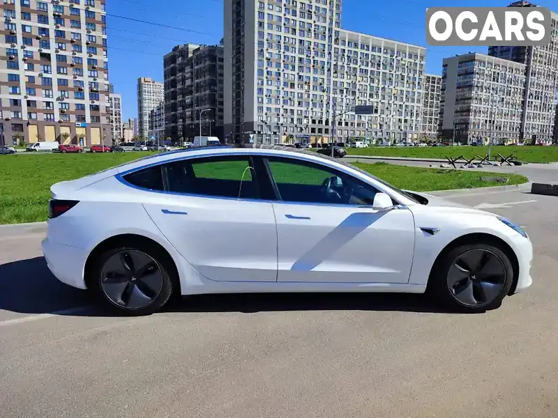 Седан Tesla Model 3 2019 null_content л. Автомат обл. Київська, Київ - Фото 1/21