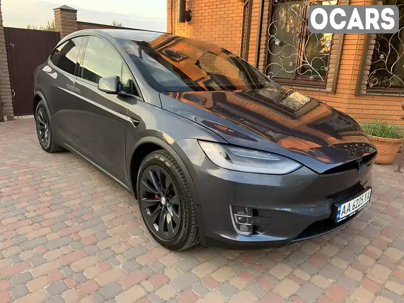 Позашляховик / Кросовер Tesla Model X 2019 null_content л. обл. Київська, Київ - Фото 1/21