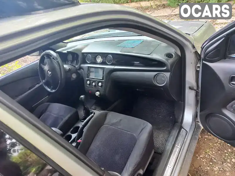 Позашляховик / Кросовер Mitsubishi Outlander 2003 2 л. Ручна / Механіка обл. Чернівецька, Чернівці - Фото 1/9