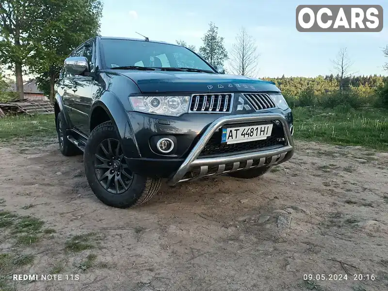 Внедорожник / Кроссовер Mitsubishi Pajero Sport 2012 2.5 л. Автомат обл. Ивано-Франковская, Богородчаны - Фото 1/21