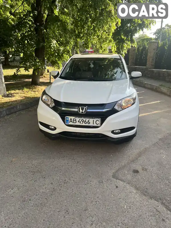 Позашляховик / Кросовер Honda HR-V 2015 1.8 л. Автомат обл. Вінницька, Вінниця - Фото 1/15