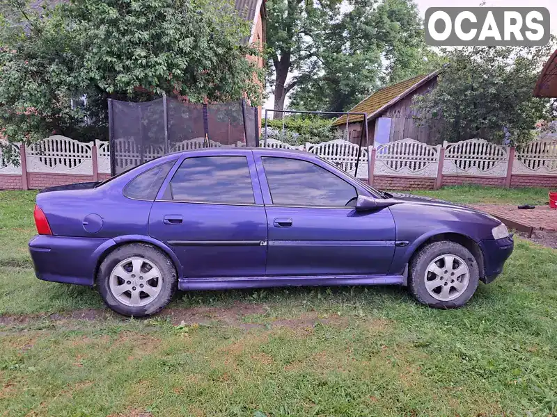 Седан Opel Vectra 1997 1.6 л. Ручна / Механіка обл. Львівська, Самбір - Фото 1/12
