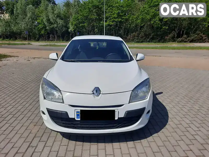 Хэтчбек Renault Megane 2011 null_content л. Ручная / Механика обл. Львовская, Львов - Фото 1/10