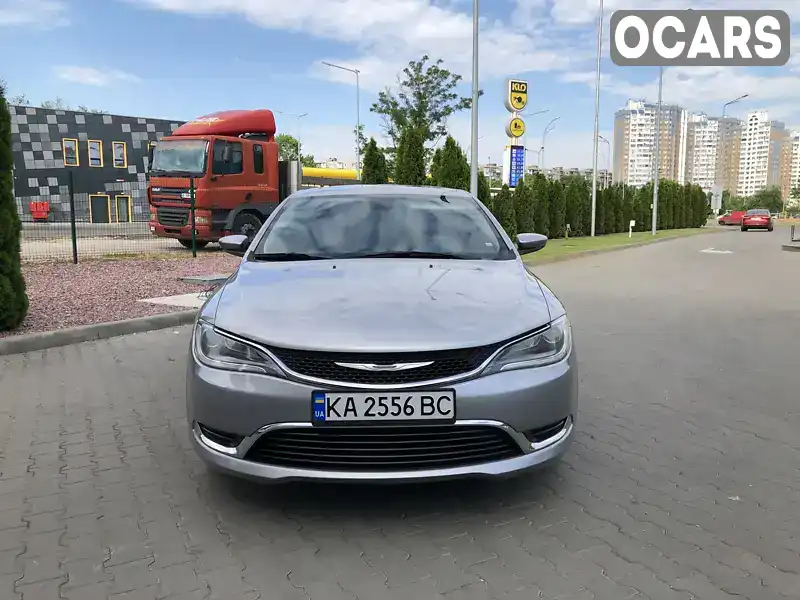 Седан Chrysler 200 2015 2.4 л. Автомат обл. Киевская, Киев - Фото 1/11