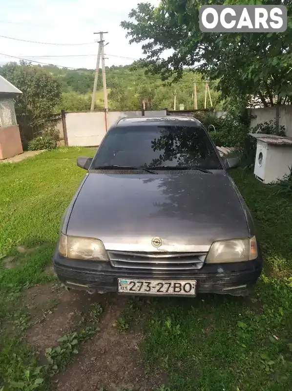 Хэтчбек Opel Kadett 1991 1.6 л. Ручная / Механика обл. Черновицкая, Черновцы - Фото 1/17