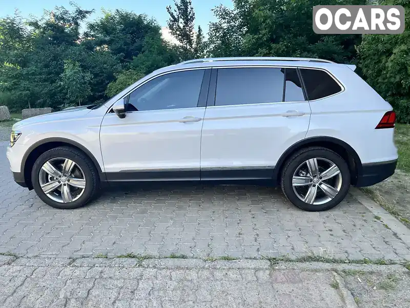 Внедорожник / Кроссовер Volkswagen Tiguan Allspace 2018 2 л. Автомат обл. Черновицкая, Черновцы - Фото 1/21