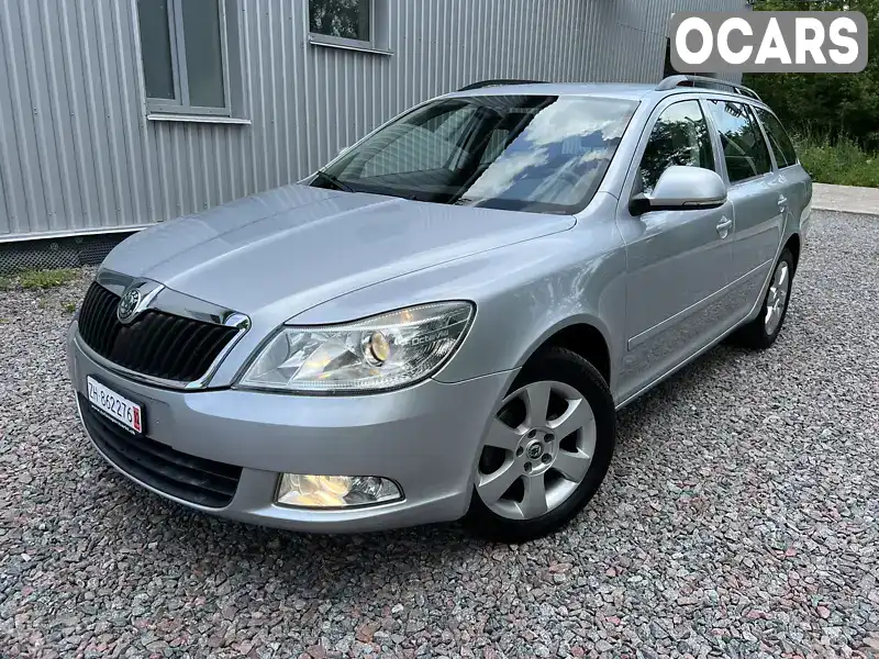 Універсал Skoda Octavia 2011 2 л. Робот обл. Чернігівська, Чернігів - Фото 1/21