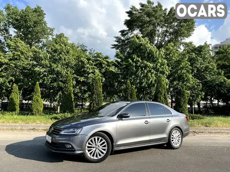 Седан Volkswagen Jetta 2015 1.8 л. Автомат обл. Київська, Київ - Фото 1/21