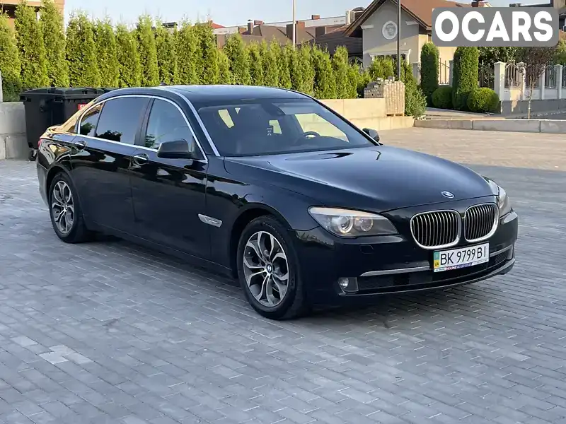 Седан BMW 7 Series 2012 3 л. Типтроник обл. Ровенская, Ровно - Фото 1/21