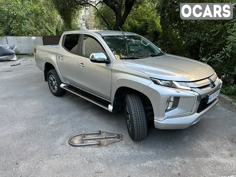 Пікап Mitsubishi L 200 2019 2.4 л. Автомат обл. Київська, Київ - Фото 1/10