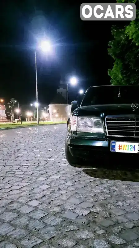 Седан Mercedes-Benz E-Class 1995 2.2 л. Ручная / Механика обл. Закарпатская, Виноградов - Фото 1/21