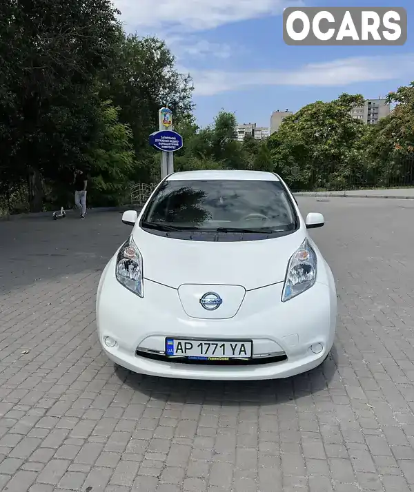 Хэтчбек Nissan Leaf 2016 null_content л. Автомат обл. Запорожская, Запорожье - Фото 1/10