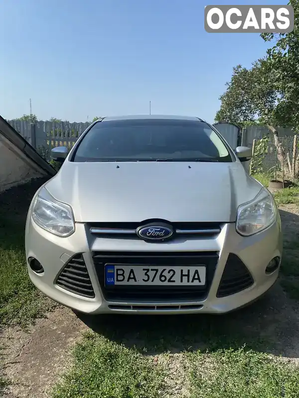 Хэтчбек Ford Focus 2012 1.6 л. Ручная / Механика обл. Кировоградская, Знаменка - Фото 1/12