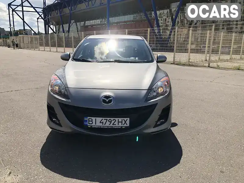 Седан Mazda 3 2013 2 л. Автомат обл. Харківська, Харків - Фото 1/17