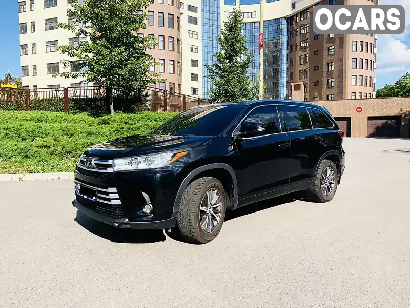 Внедорожник / Кроссовер Toyota Highlander 2018 3.5 л. Автомат обл. Харьковская, Харьков - Фото 1/21