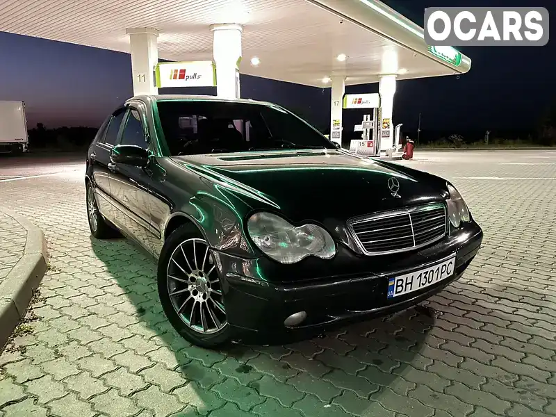 Седан Mercedes-Benz C-Class 2001 2 л. Автомат обл. Закарпатська, Ужгород - Фото 1/17