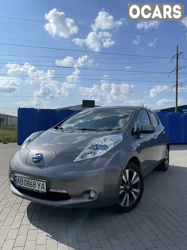 Хэтчбек Nissan Leaf 2015 null_content л. обл. Винницкая, Винница - Фото 1/17