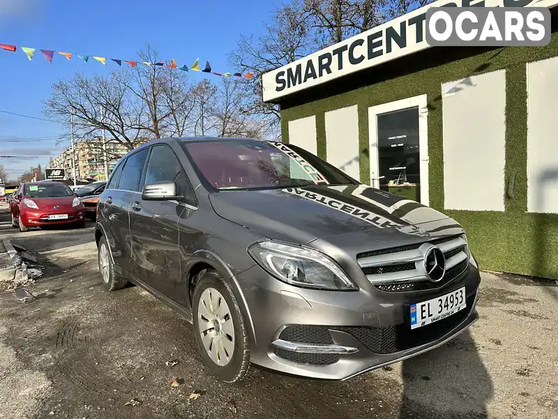 Хэтчбек Mercedes-Benz B-Class 2015 null_content л. Автомат обл. Киевская, Киев - Фото 1/18