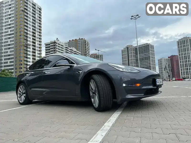 Седан Tesla Model 3 2018 null_content л. Автомат обл. Киевская, Киев - Фото 1/21