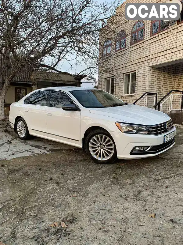 Седан Volkswagen Passat 2015 1.8 л. Автомат обл. Одесская, Одесса - Фото 1/11