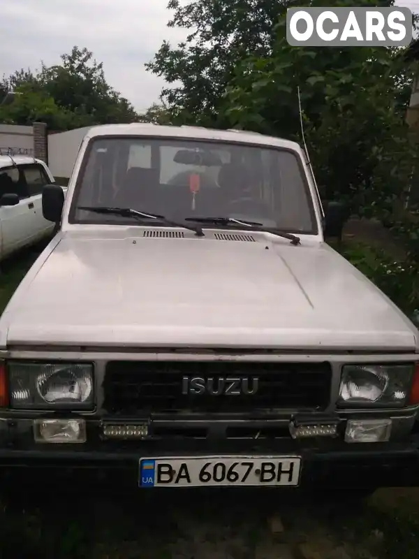 Внедорожник / Кроссовер Isuzu Trooper 1988 2 л. Ручная / Механика обл. Кировоградская, Кропивницкий (Кировоград) - Фото 1/16