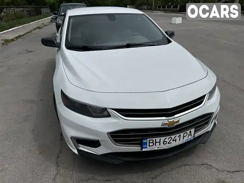 Седан Chevrolet Malibu 2016 1.5 л. Автомат обл. Винницкая, Калиновка - Фото 1/17