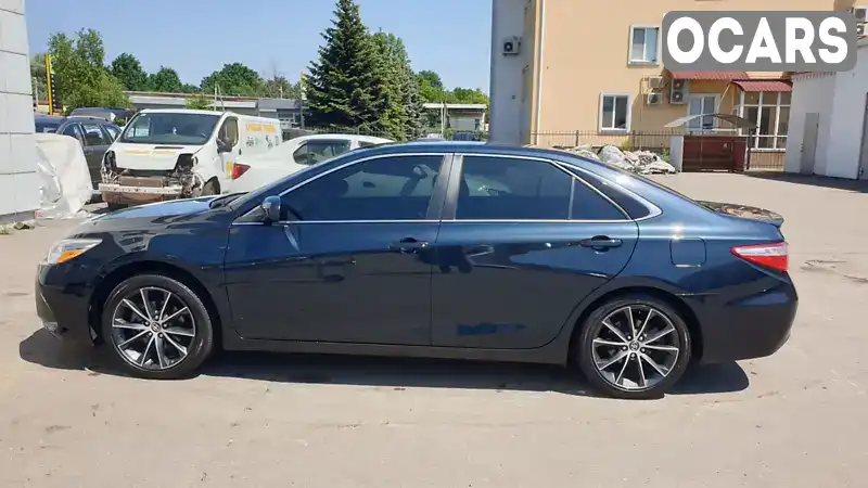 Седан Toyota Camry 2016 2.49 л. Автомат обл. Полтавская, Полтава - Фото 1/21