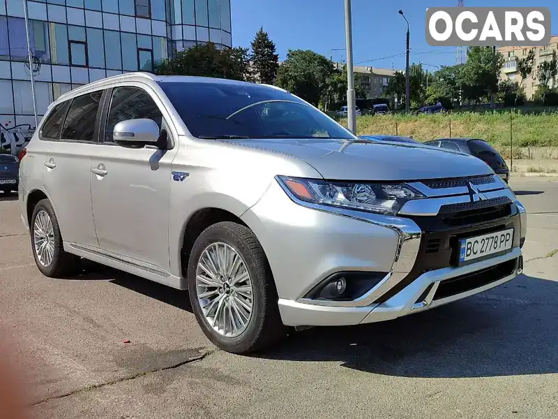 Позашляховик / Кросовер Mitsubishi Outlander 2021 2.36 л. Автомат обл. Запорізька, Запоріжжя - Фото 1/21